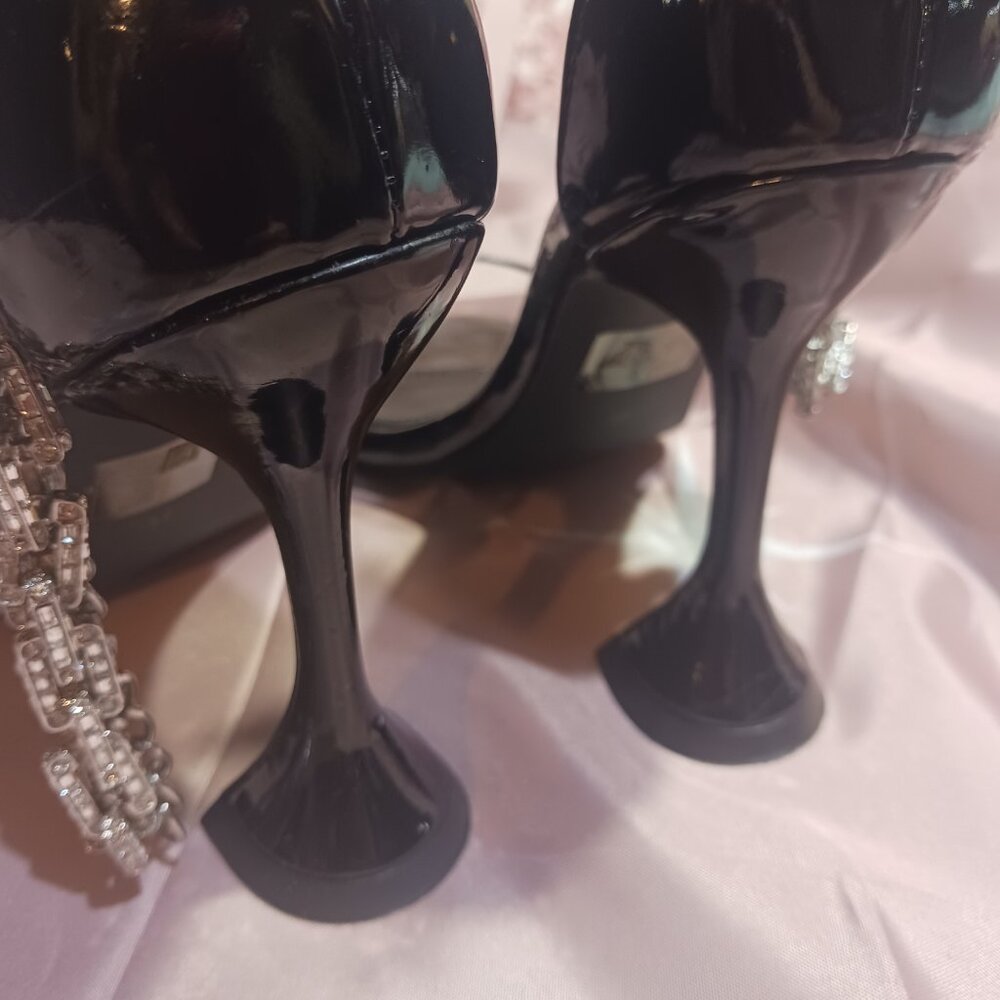 AZELEA WANG Ankle Wrap Chain Link Baguette's fluted heels size 8.5